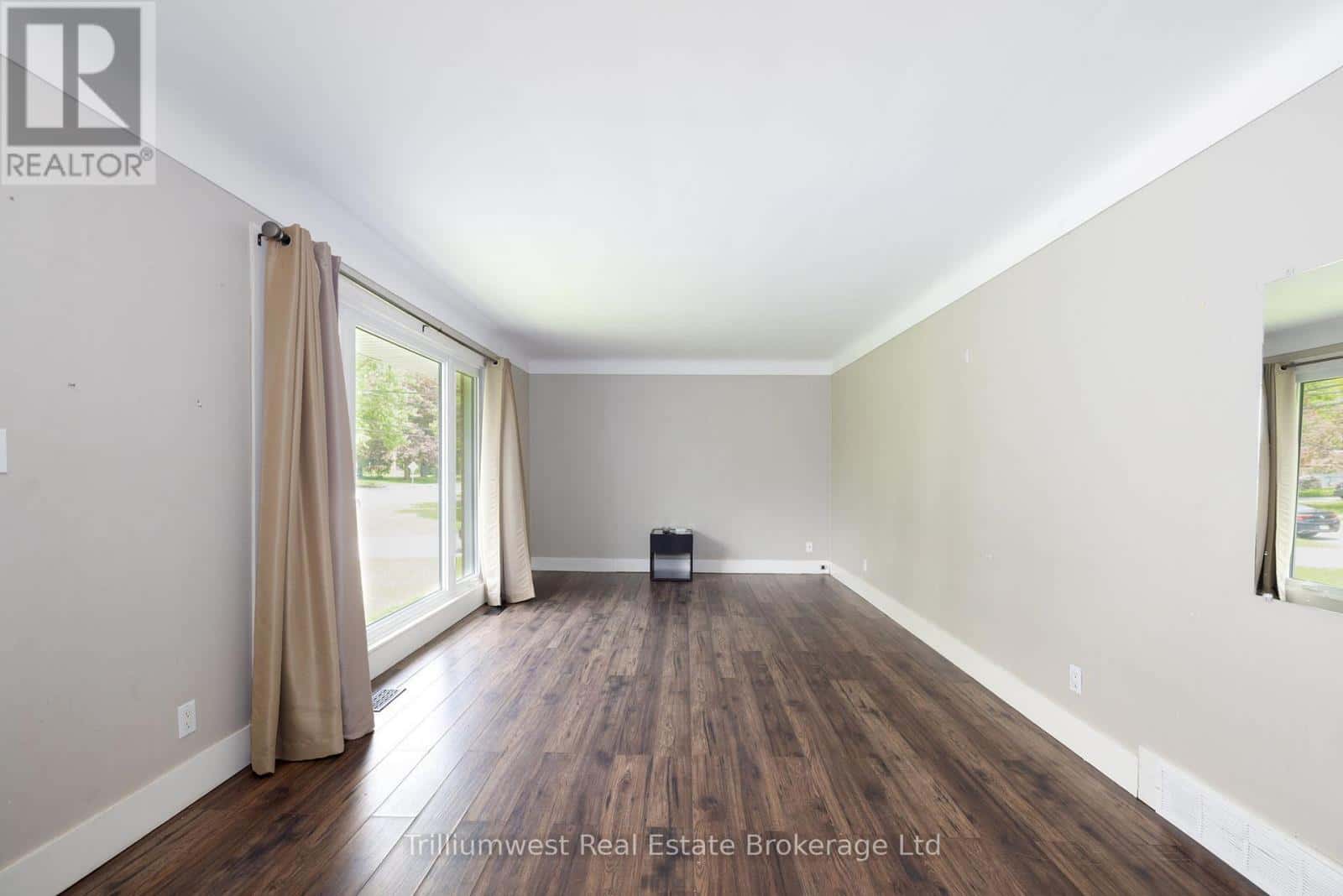 A3 - 284 TROTT DRIVE — London North (North K), Ontario - Photo 4 of 17