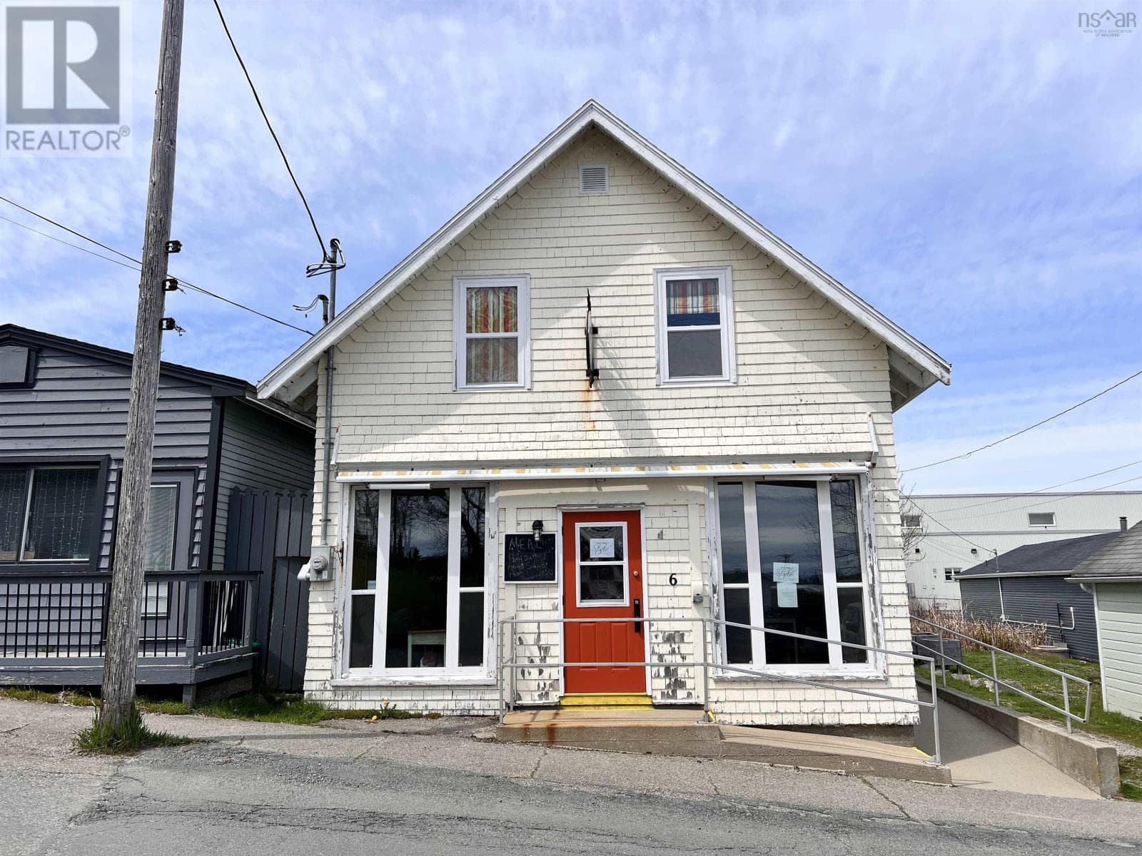 6 Beech Street — Lockeport, Nova Scotia - Main photo