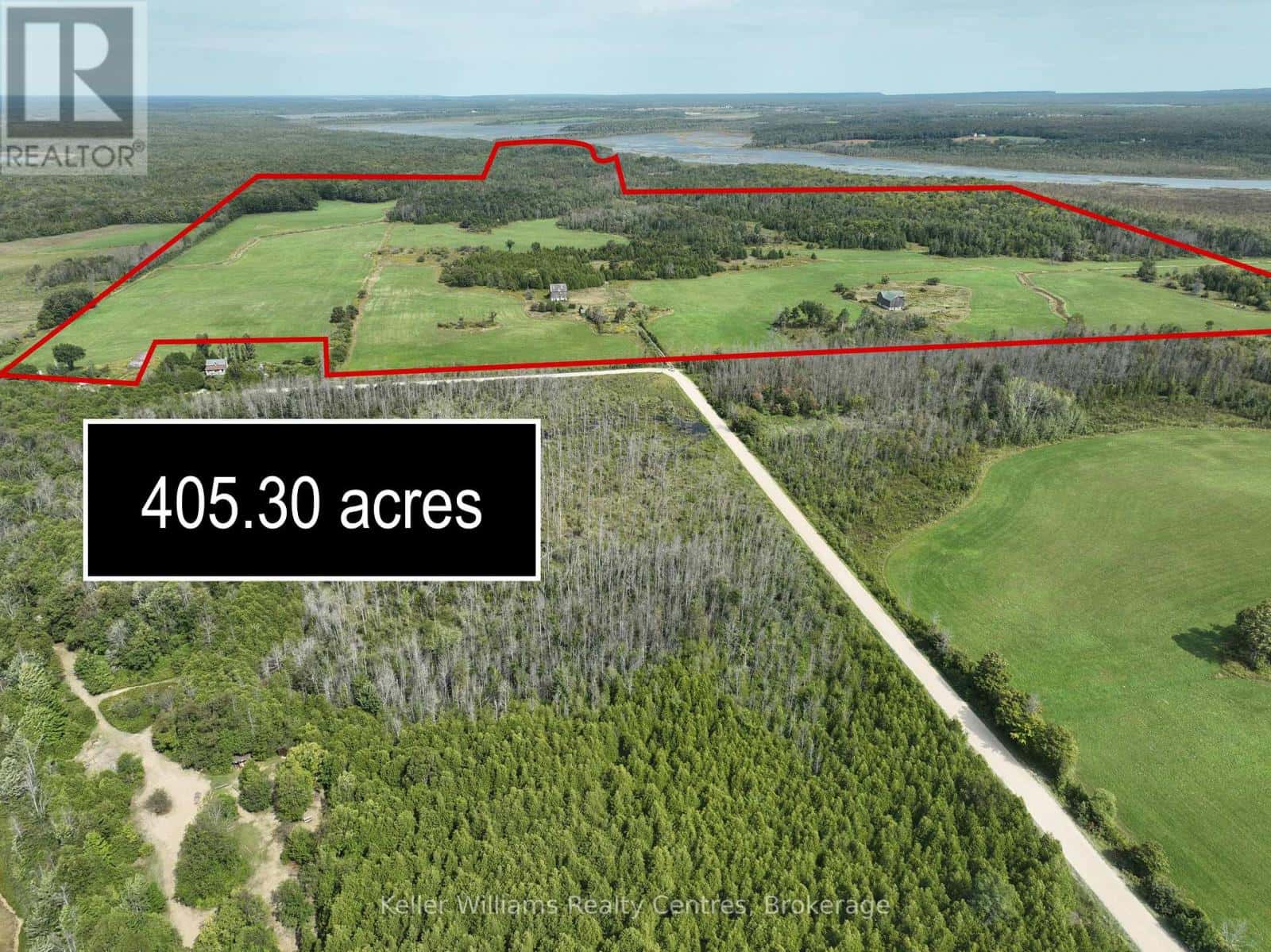 387 SPRY LAKE ROAD — South Bruce Peninsula, Ontario - Photo 2 of 39