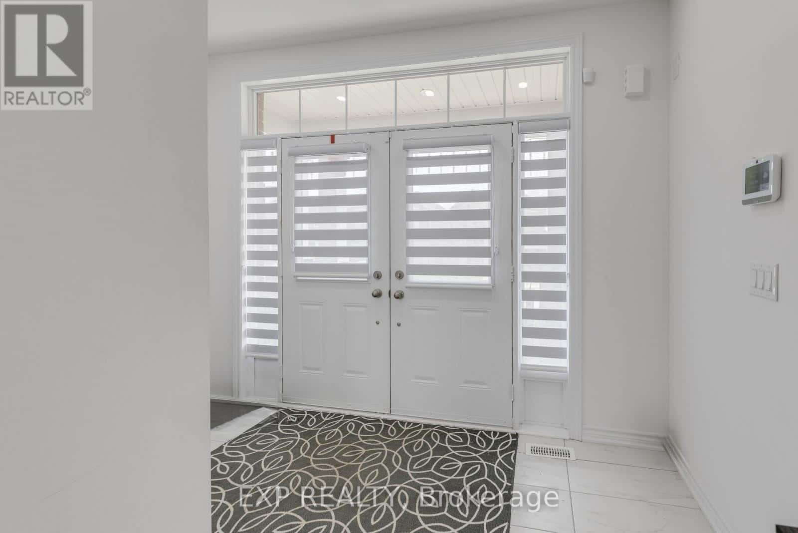 25 CORBETT STREET — Southgate, Ontario - Photo 4 of 38