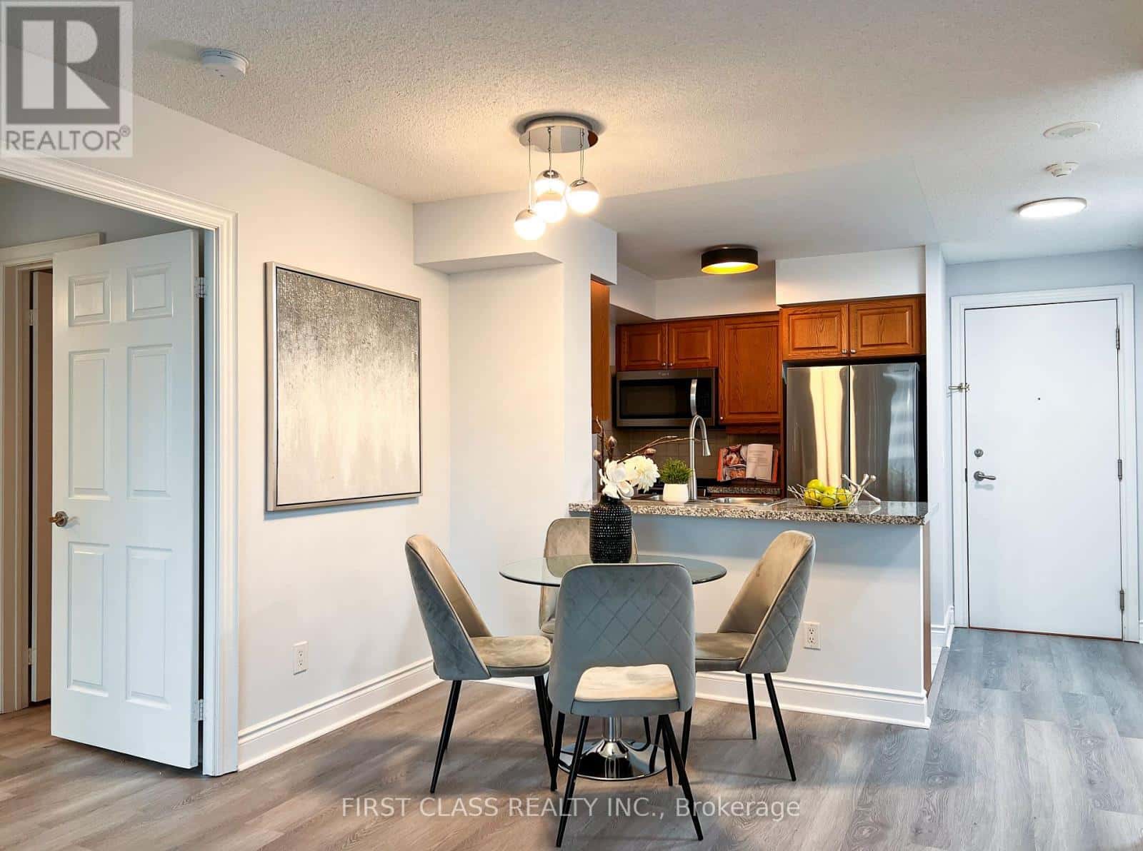 814 - 15 GREENVIEW AVENUE — Toronto (Newtonbrook West), Ontario - Photo 5 of 29