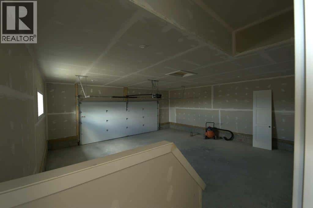 Crossfield, Alberta — Crossfield, Alberta - Photo 4 of 11