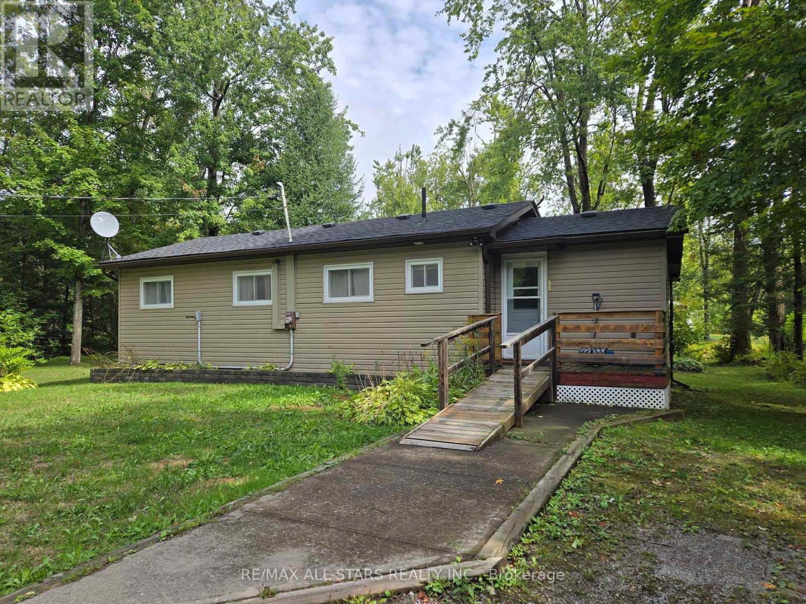 47 KENNEDY DRIVE — Trent Lakes, Ontario - Photo 5 of 30