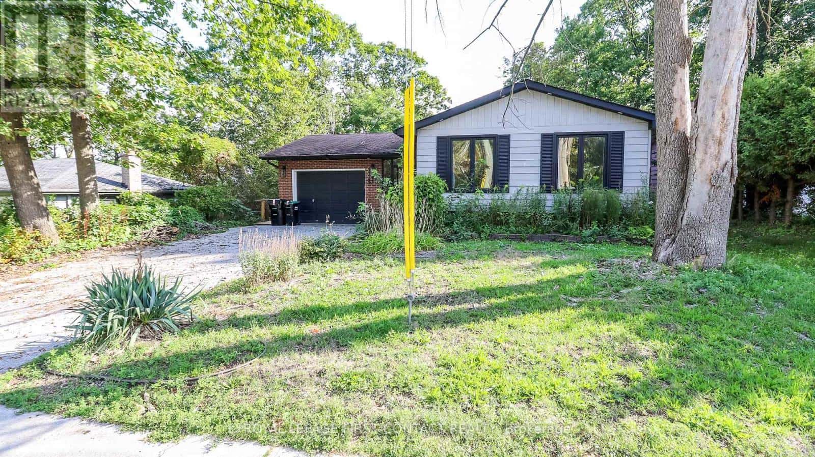 311 ANNE STREET N — Barrie (Sunnidale), Ontario - Photo 3 of 50