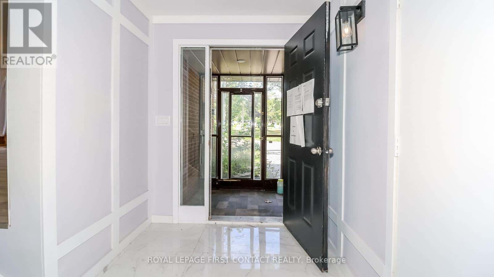 311 ANNE STREET N — Barrie (Sunnidale), Ontario - Photo 5 of 50