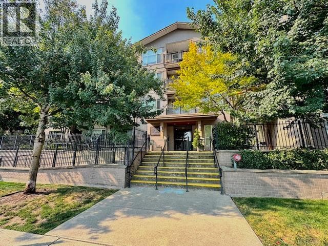 301 2343 ATKINS AVENUE — Port Coquitlam, British Columbia - Main photo