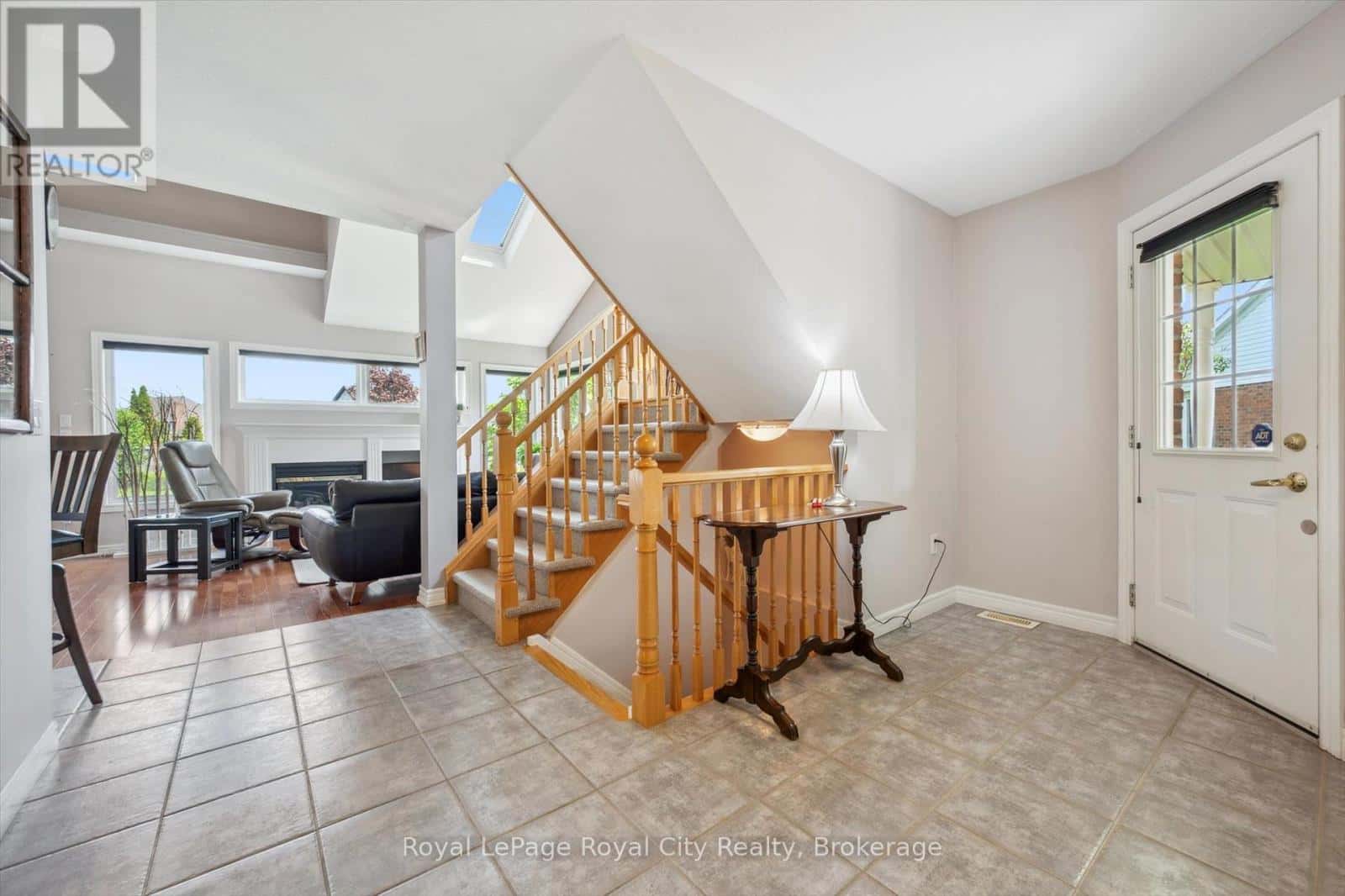 105 RIVERWALK PLACE — Guelph/Eramosa (Rockwood), Ontario - Photo 3 of 29