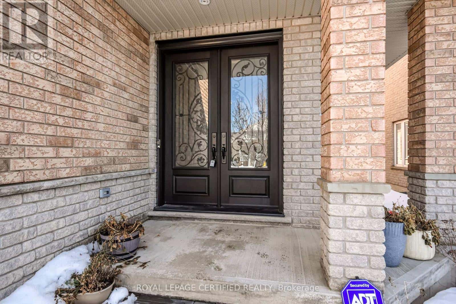 79 SOVEREIGN'S GATE — Barrie (Innis-Shore), Ontario - Photo 2 of 46