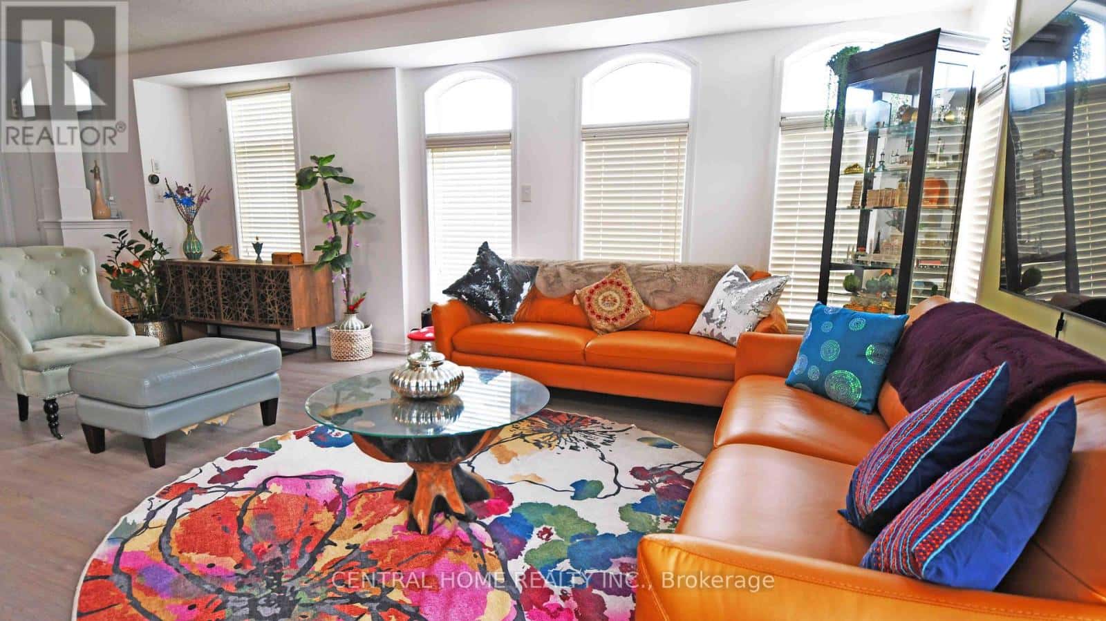 Ajax (Central East), Ontario — Ajax (Central East), Ontario - Photo 3 of 15