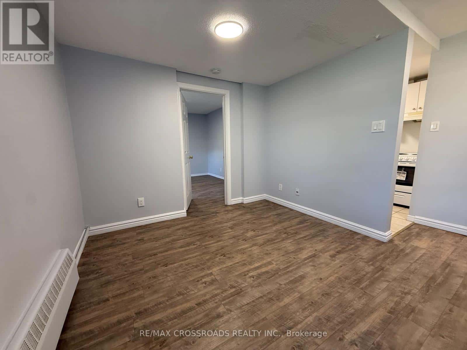 Toronto (Bendale), Ontario — Toronto (Bendale), Ontario - Photo 3 of 7