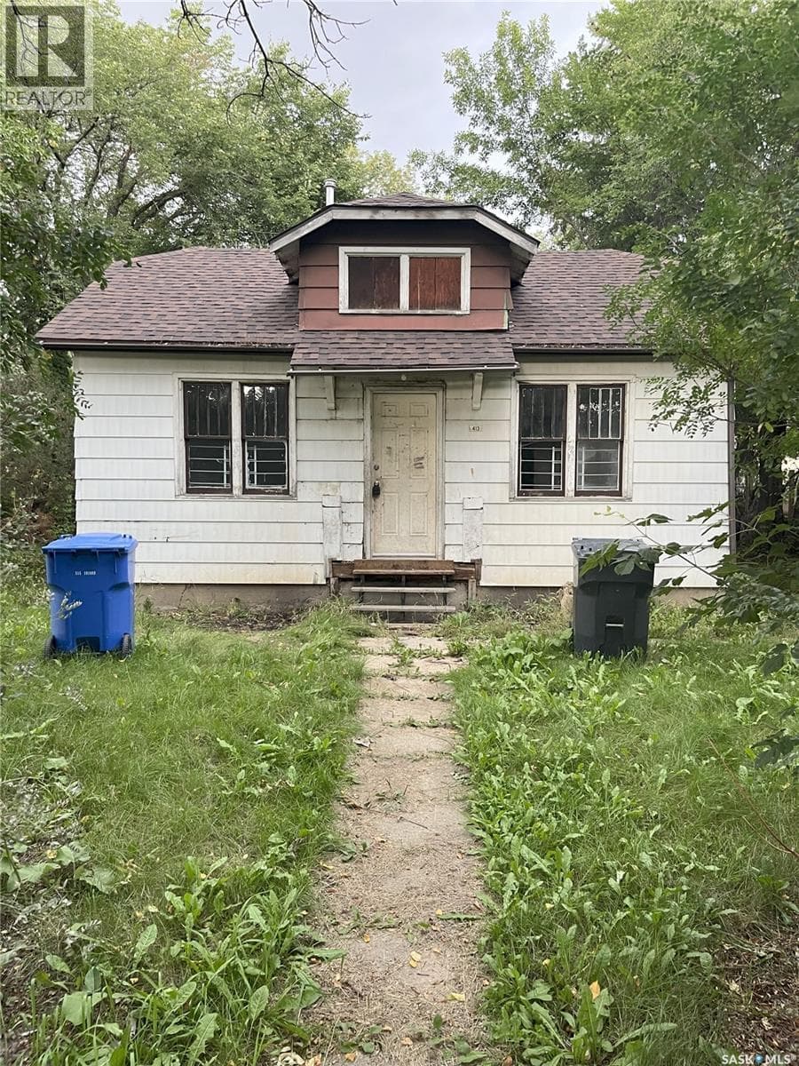 413 Cotter STREET — Kamsack, Saskatchewan - Main photo