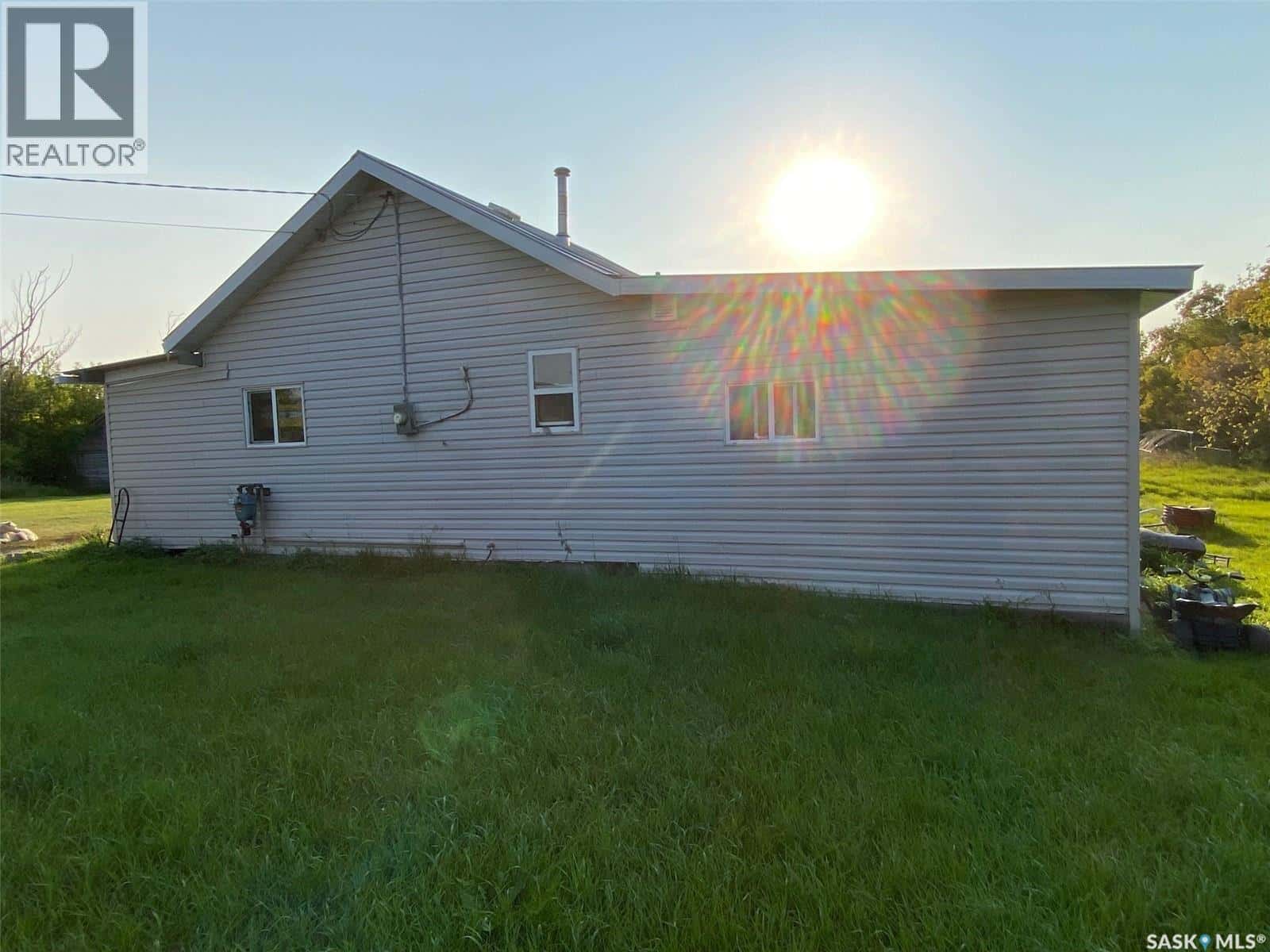 Willowbrook Acreage — Orkney Rm No. 244, Saskatchewan - Photo 2 of 17