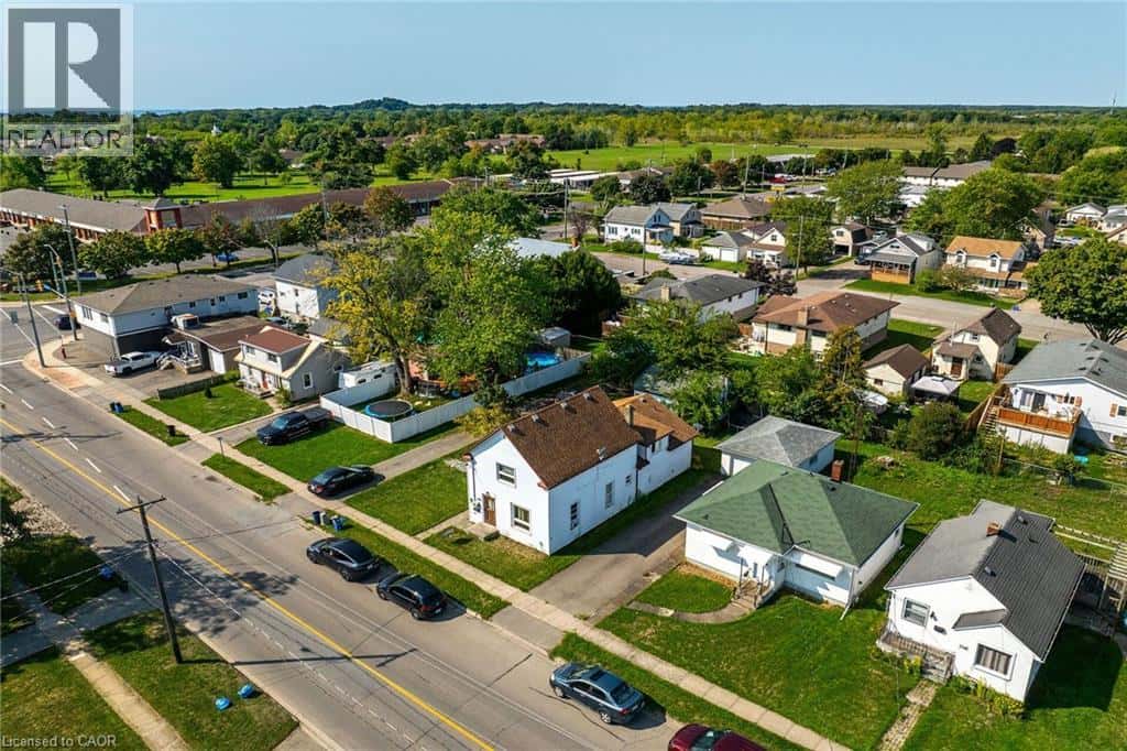 526 STEELE Street — Port Colborne, Ontario - Photo 3 of 45