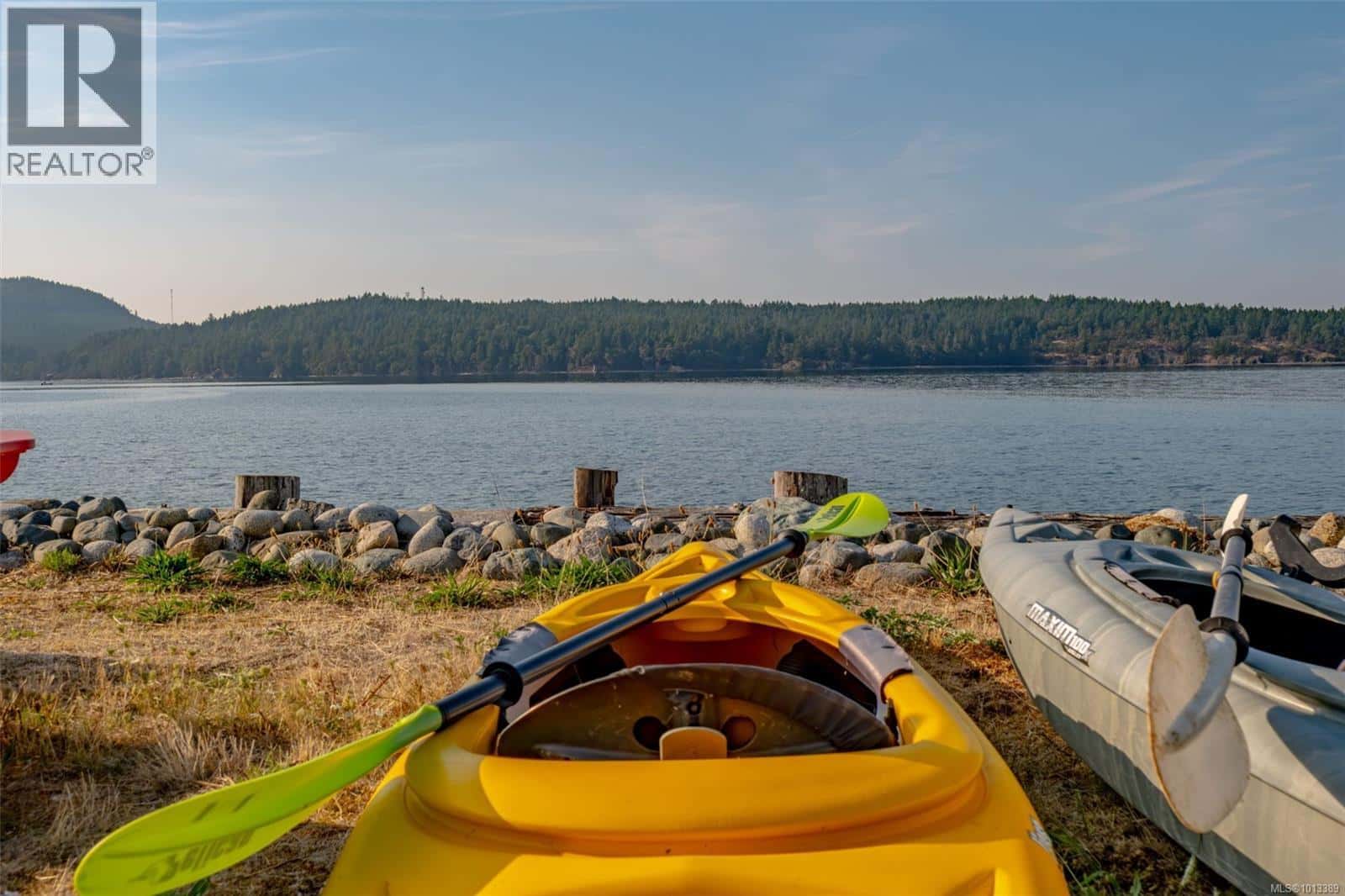 7902 Lantzville Rd — Lantzville, British Columbia - Photo 3 of 75