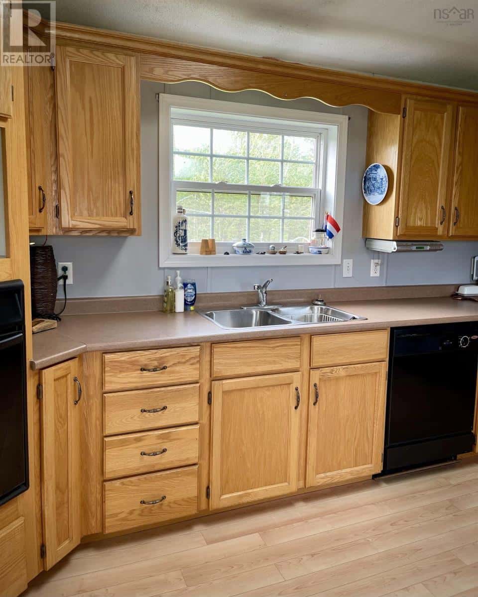 39 Johns Pass — Lower South River, Nova Scotia - Photo 5 of 24