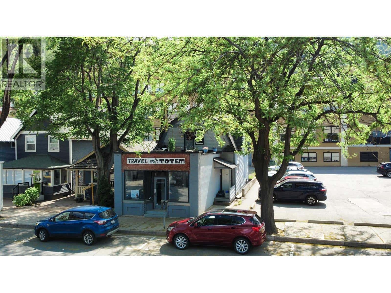 1560 BAY Avenue — Trail, British Columbia - Photo 2 of 62