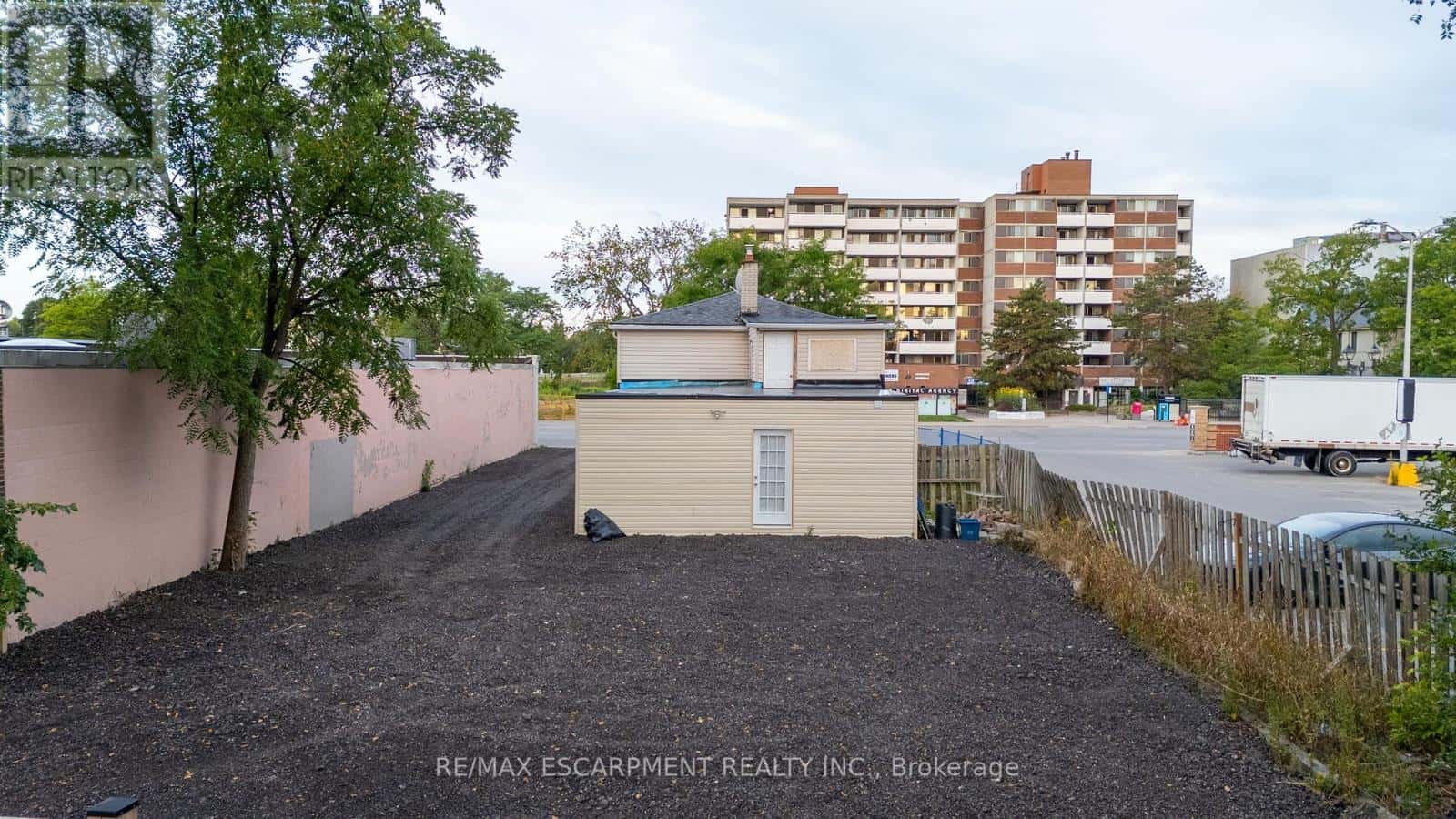 Richmond Hill (North Richvale), Ontario — Richmond Hill (North Richvale), Ontario - Photo 3 of 10