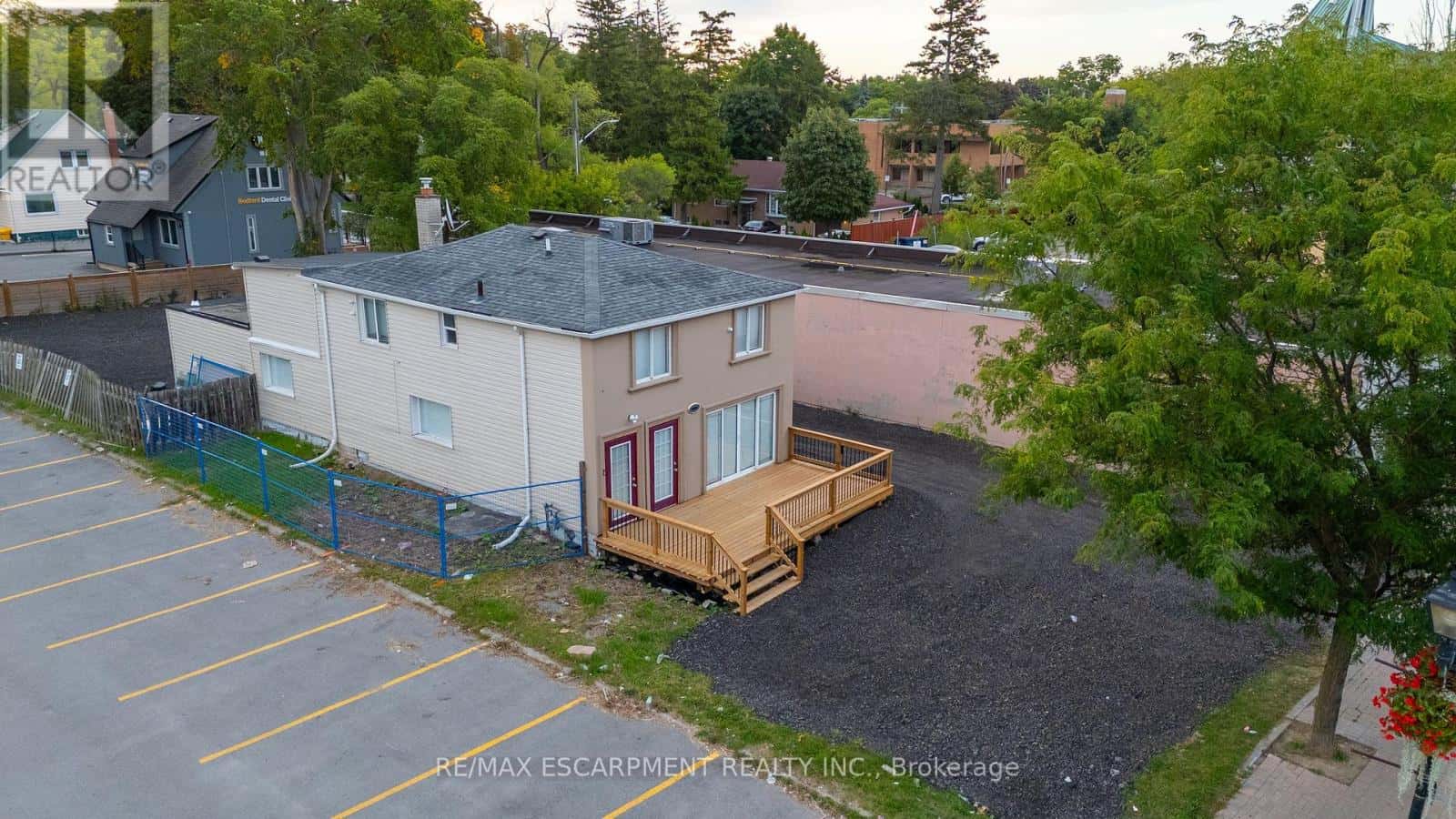 Richmond Hill (North Richvale), Ontario — Richmond Hill (North Richvale), Ontario - Photo 4 of 10