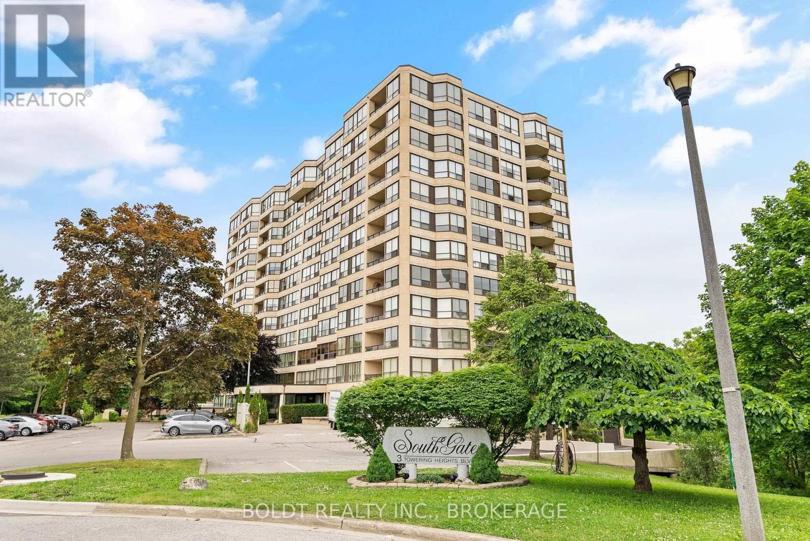 1001 - 3 TOWERING HEIGHTS BOULEVARD — St. Catharines (Glendale/Glenridge), Ontario - Main photo