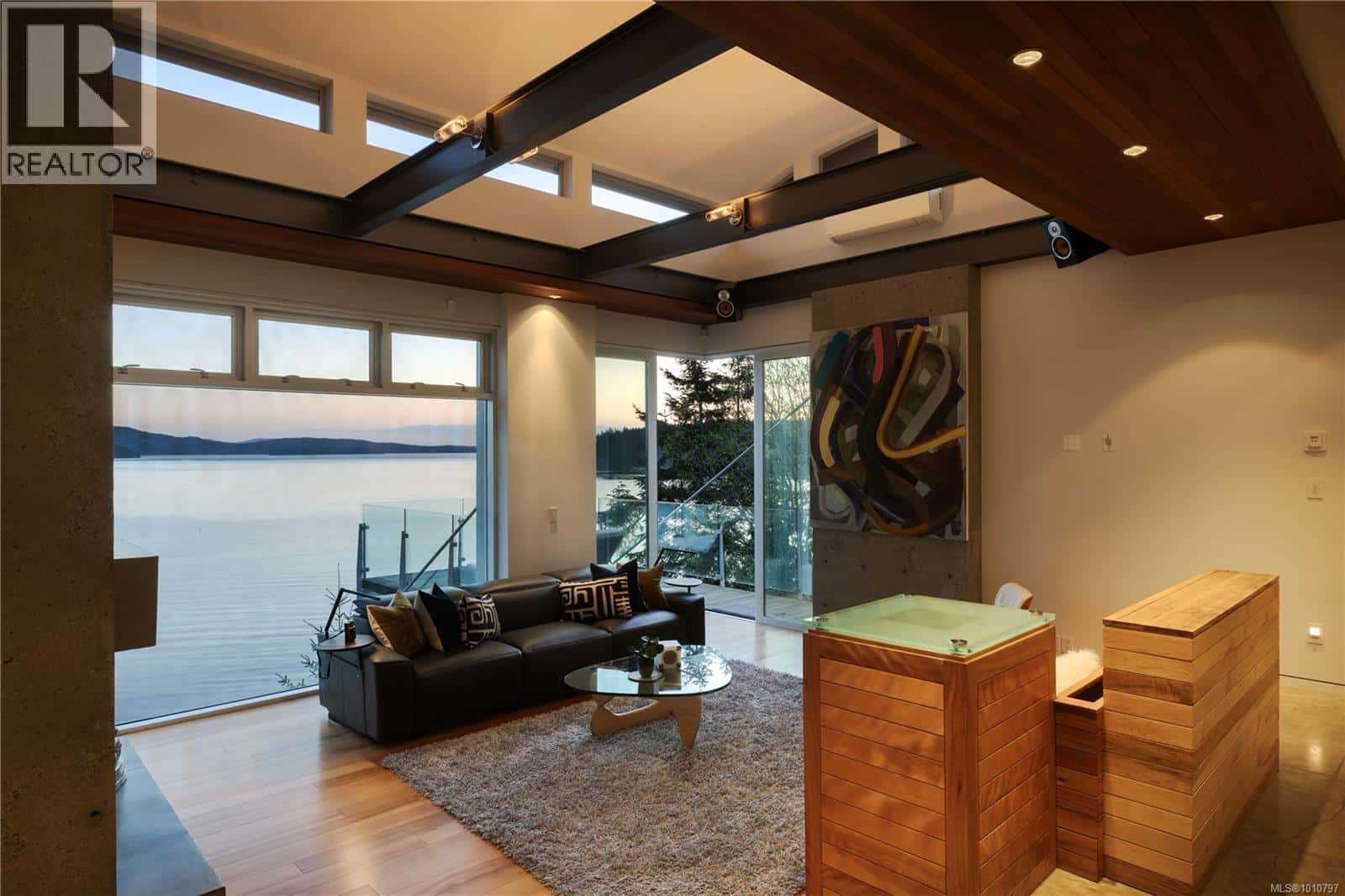 1580 Lands End Rd — North Saanich, British Columbia - Photo 2 of 53