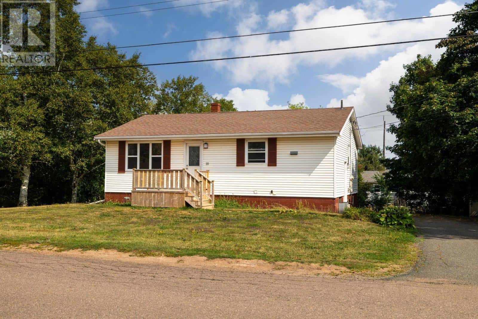 10 Ralden Avenue — Sherwood, Prince Edward Island - Photo 4 of 37