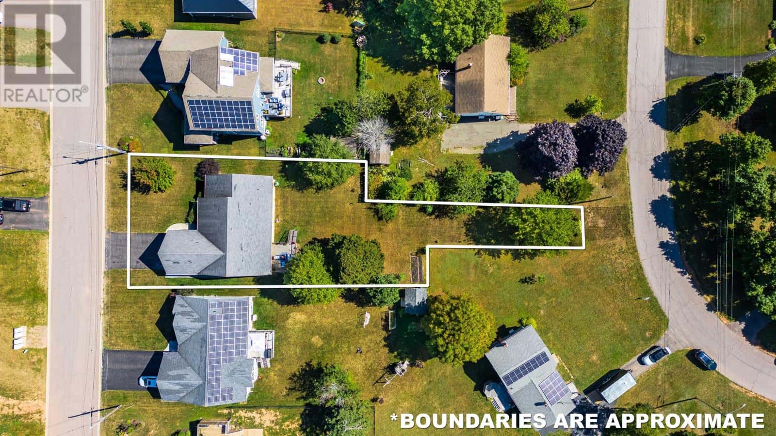 39 GARDINER Drive — Charlottetown, Prince Edward Island - Photo 5 of 44