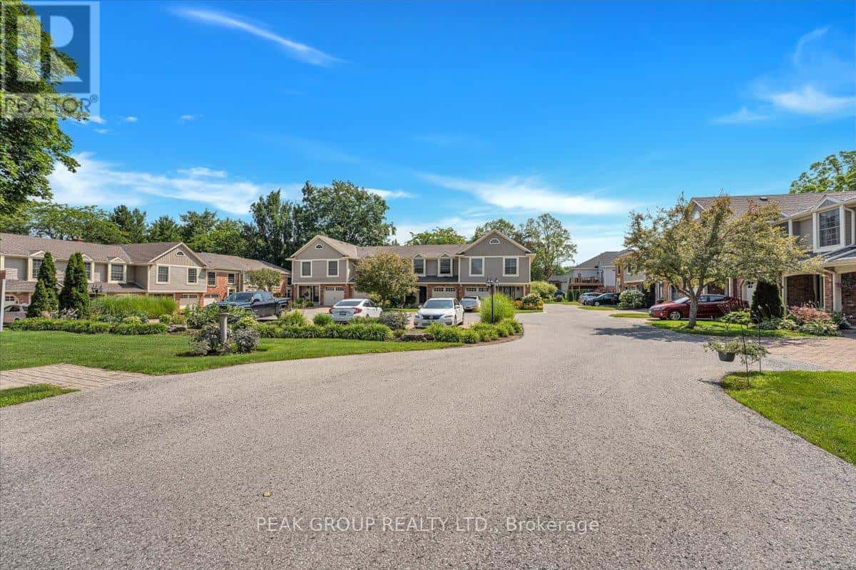 1599 PELHAM STREET — Pelham (Fonthill), Ontario - Photo 3 of 31