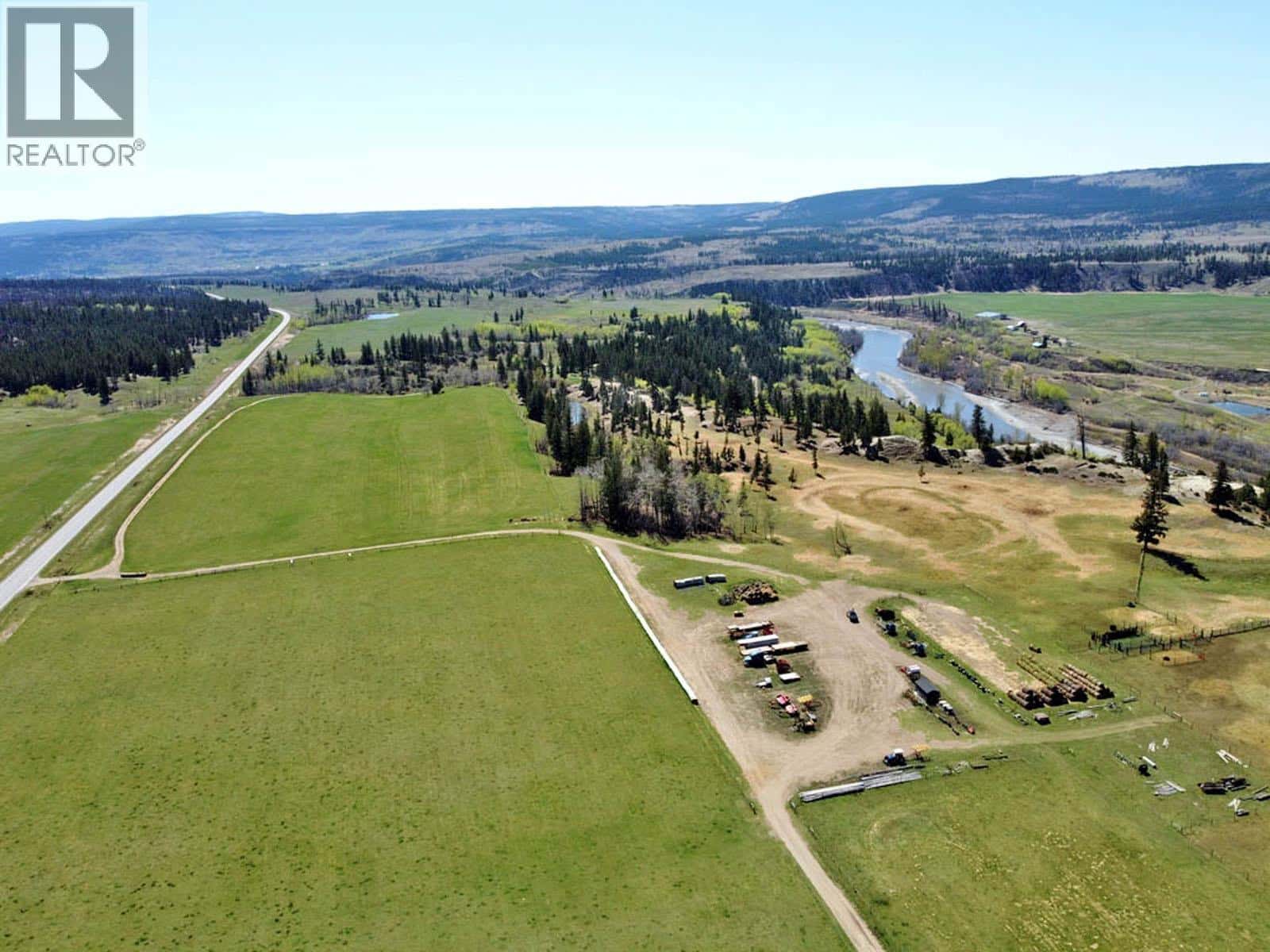 6547 CHILCOTIN 20 Highway