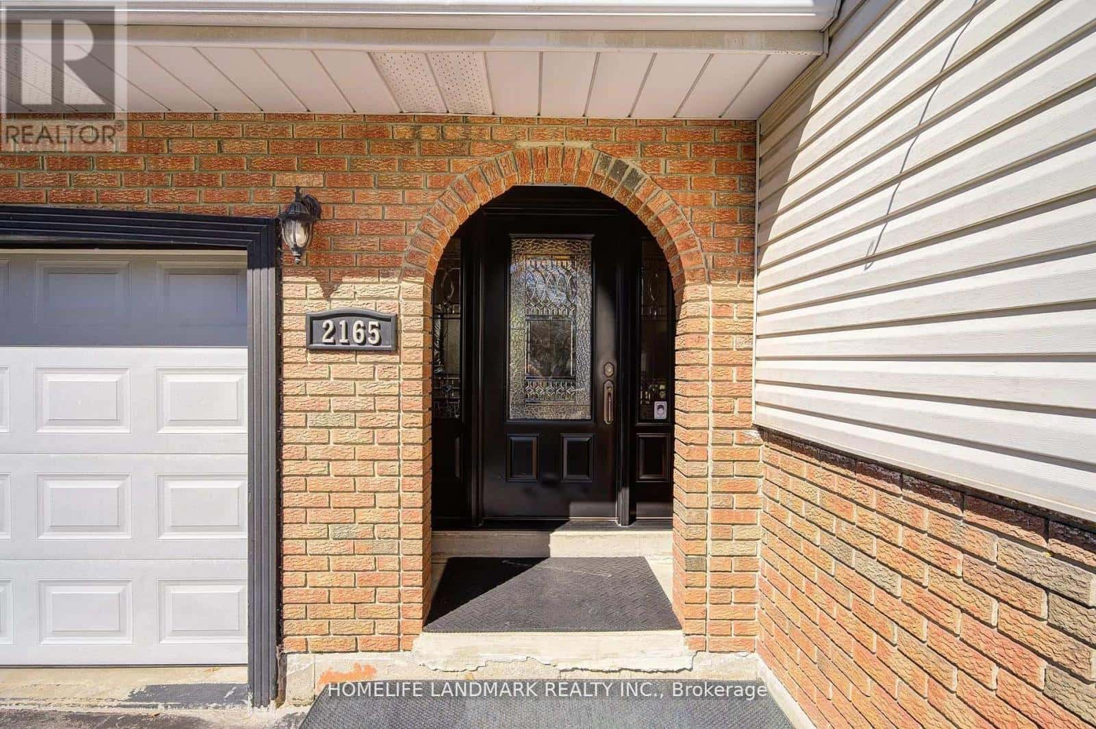 2165 DUNEDIN ROAD — Oakville (FD Ford), Ontario - Photo 4 of 50