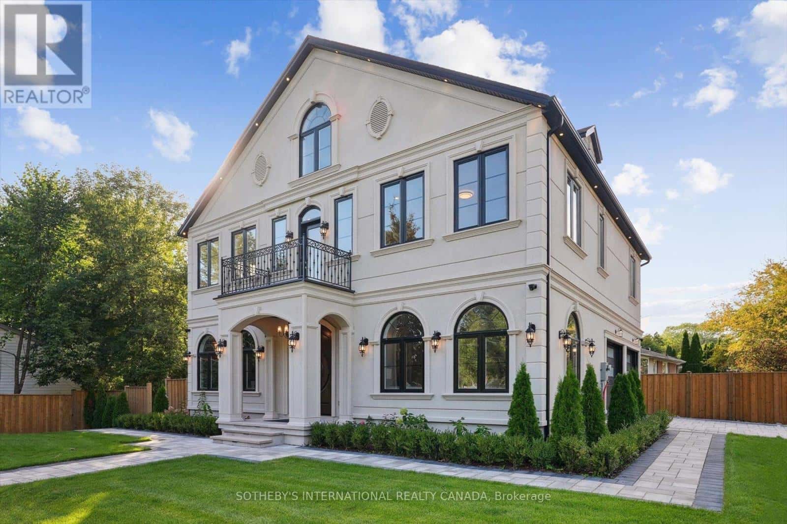 452 ROTHESAY PLACE — Burlington (Roseland), Ontario - Photo 3 of 46