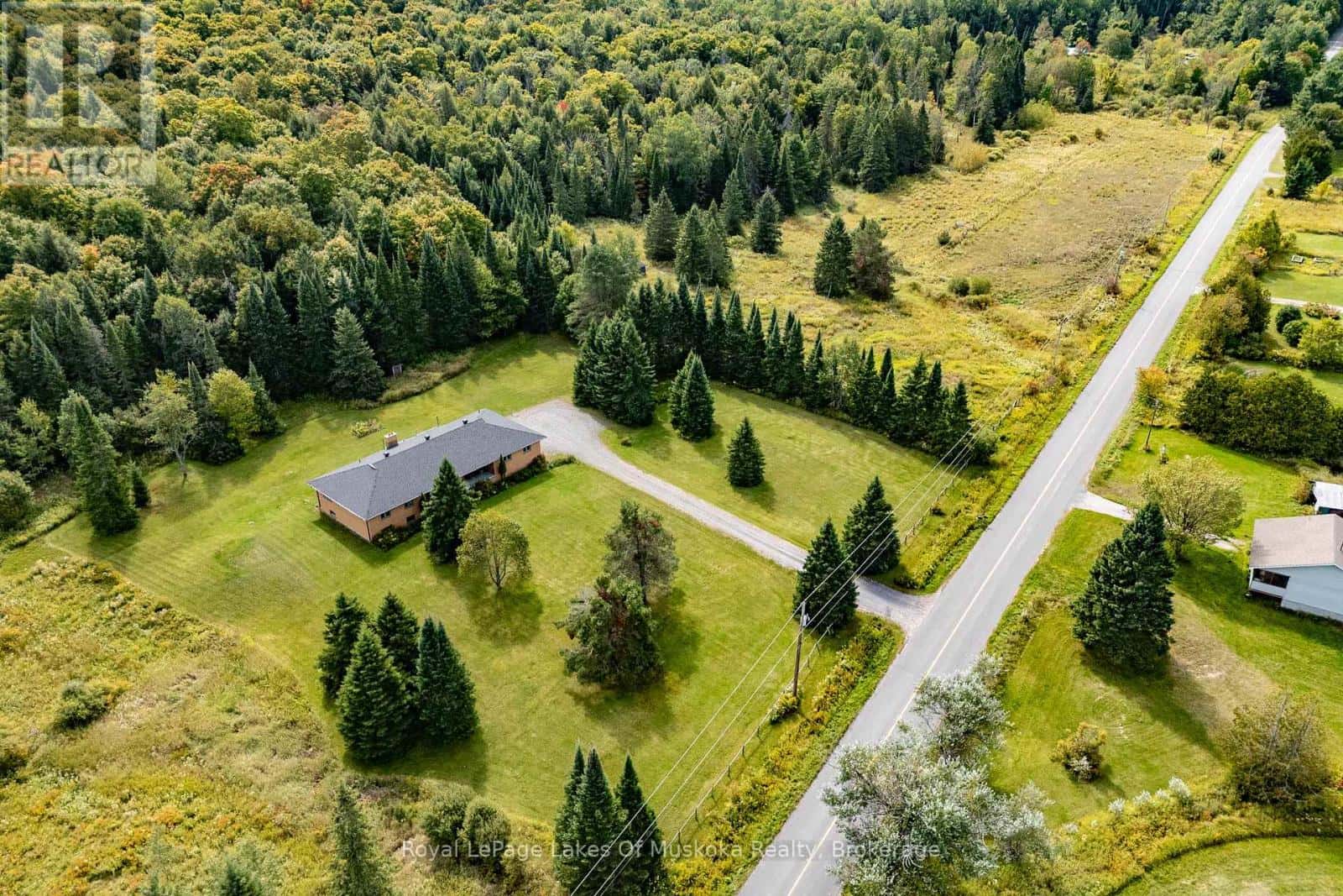 1419 BEATRICE TOWNLINE ROAD — Muskoka Lakes (Monck (Muskoka Lakes)), Ontario - Photo 2 of 48