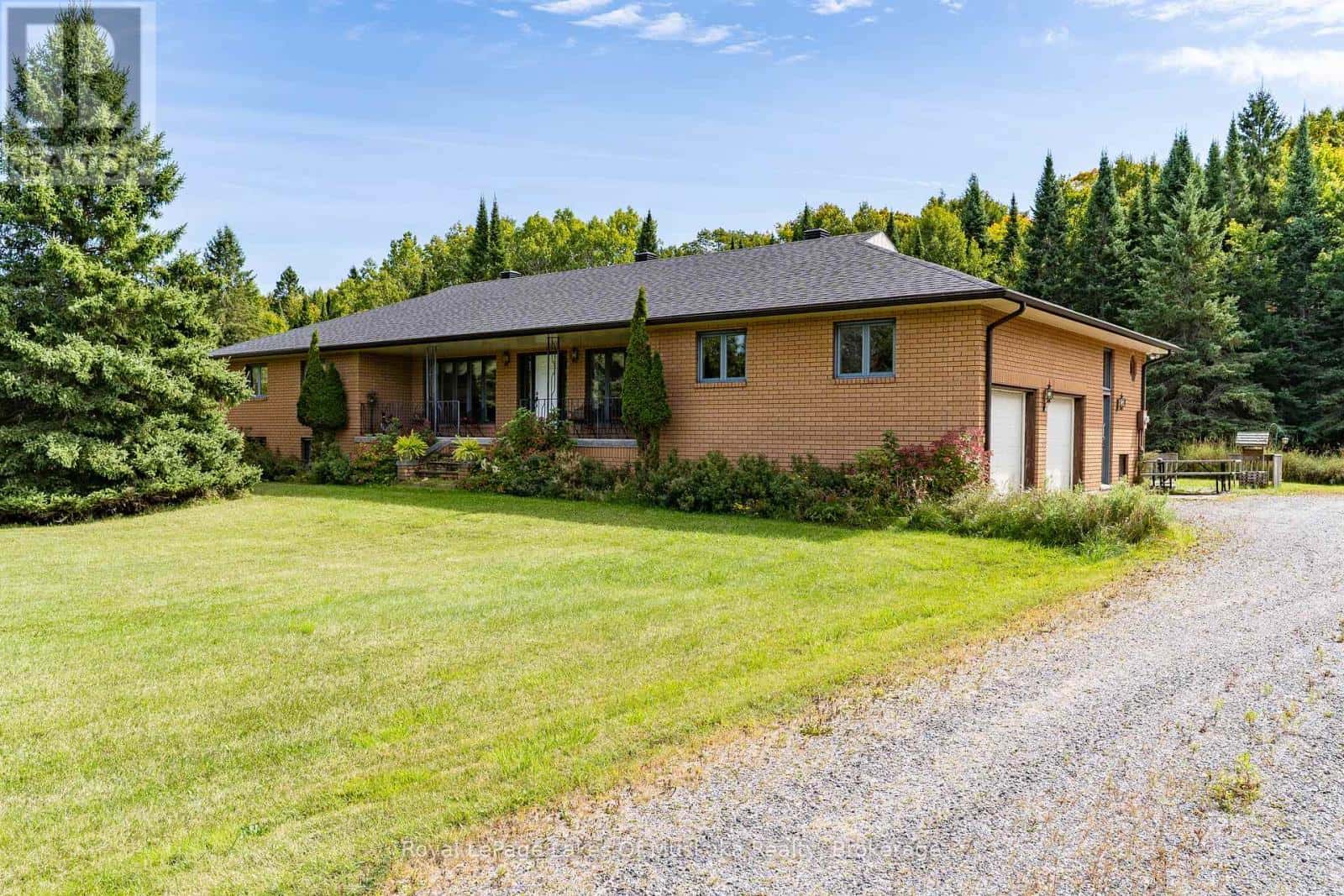 1419 BEATRICE TOWNLINE ROAD — Muskoka Lakes (Monck (Muskoka Lakes)), Ontario - Photo 3 of 48