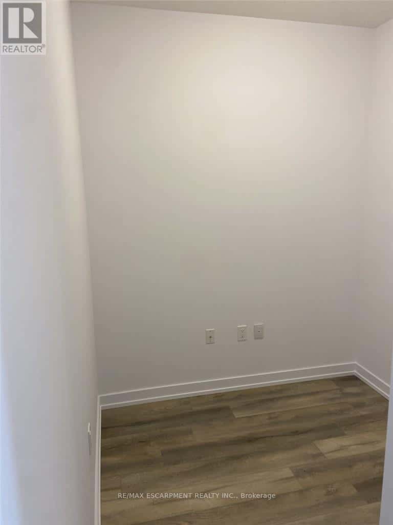 424 - 5055 GREENLANE ROAD — Lincoln (Lincoln Lake), Ontario - Photo 4 of 14