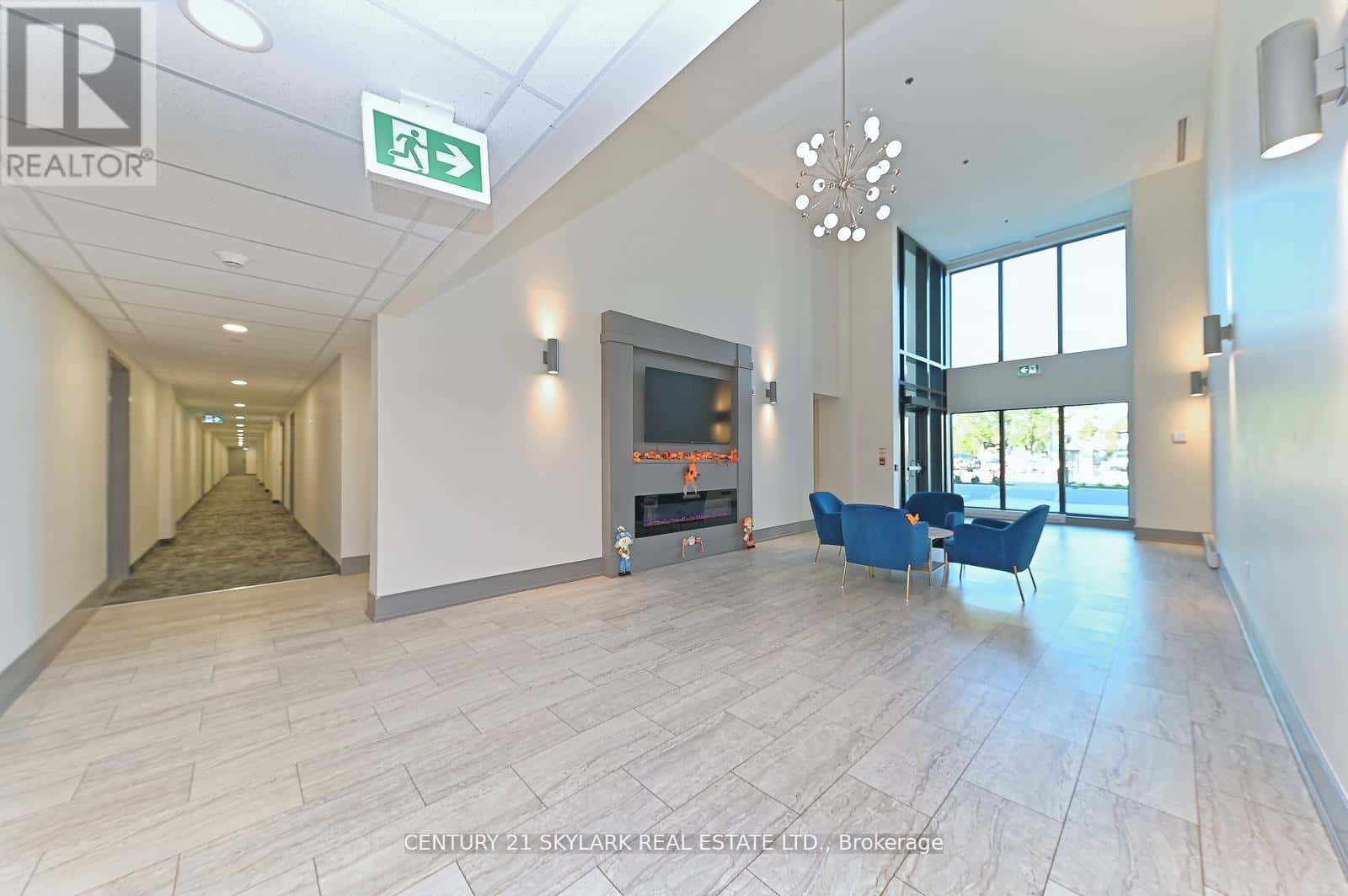 216 - 50 HERRICK AVE AVENUE N — St. Catharines (Oakdale), Ontario - Photo 3 of 37