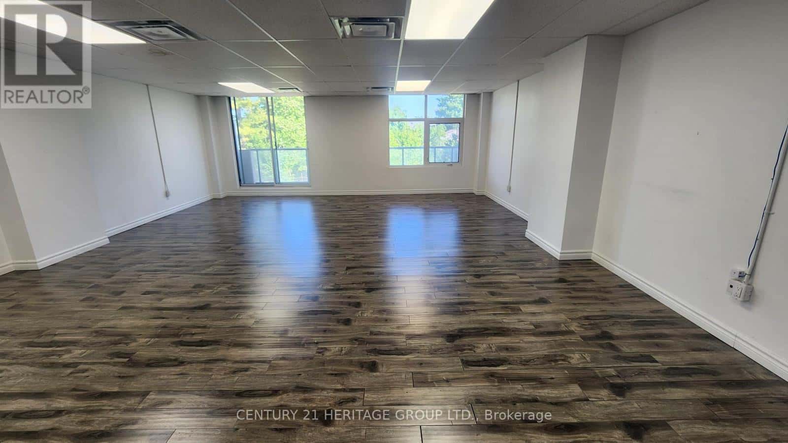 216 - 222 FINCH AVENUE — Toronto (Newtonbrook West), Ontario - Photo 4 of 9