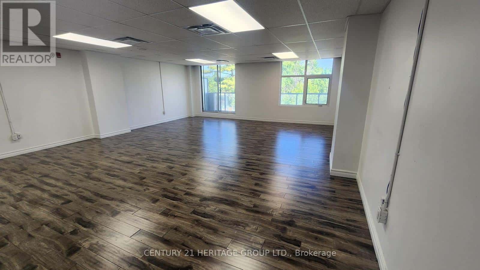 216 - 222 FINCH AVENUE — Toronto (Newtonbrook West), Ontario - Photo 5 of 9