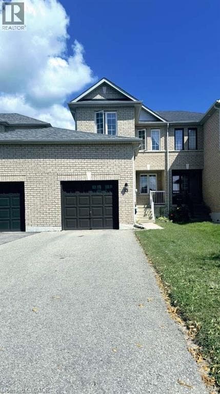 35 RIDWELL Street — Barrie, Ontario - Main photo