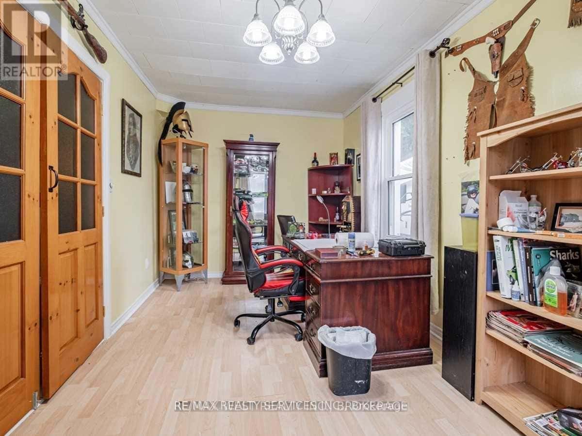 2901 CHARLESTON SIDE ROAD — Caledon (Caledon Village), Ontario - Photo 5 of 17