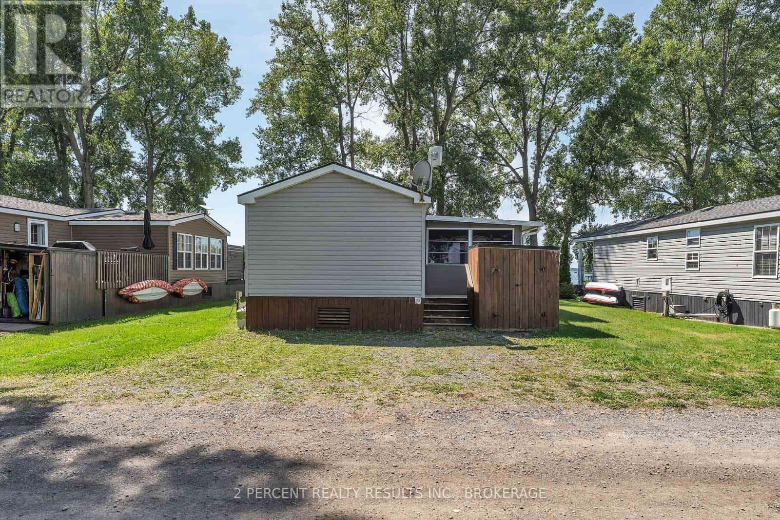 BVL023 - 486 COUNTY ROAD 18 ROAD — Prince Edward County (Athol Ward), Ontario - Photo 4 of 35