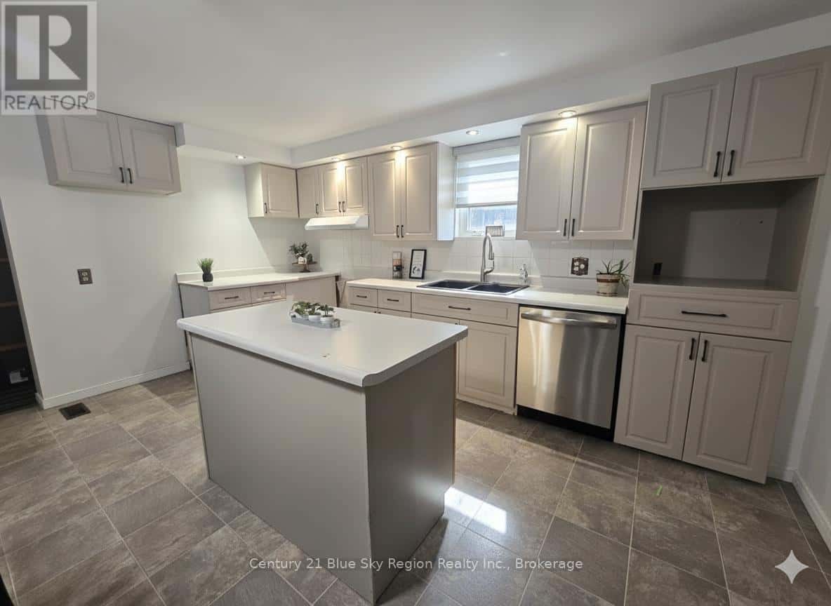 59 PRINCIPALE STREET W — West Nipissing (Verner), Ontario - Photo 5 of 42