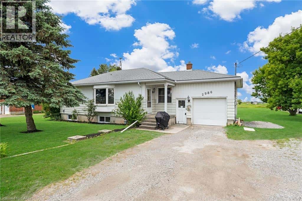 2986 GRIMSBY Road — West Lincoln, Ontario - Photo 5 of 46