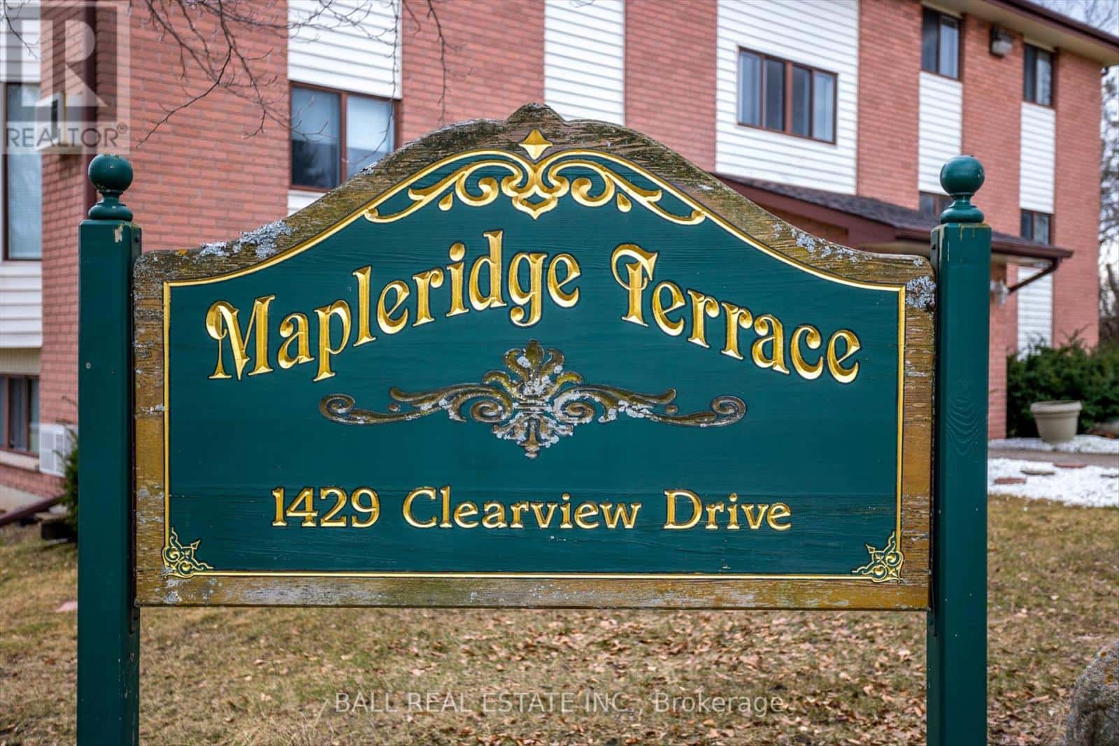 Peterborough (Monaghan Ward 2), Ontario — Peterborough (Monaghan Ward 2), Ontario - Photo 3 of 33