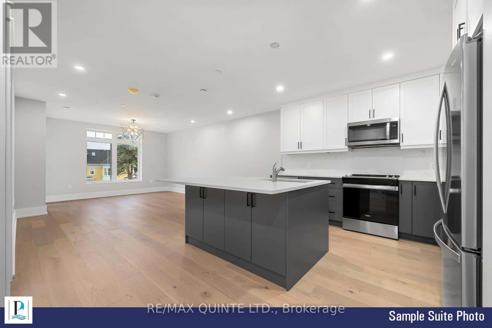 209 - 12 CLARA DRIVE — Prince Edward County (Picton Ward), Ontario - Photo 3 of 27