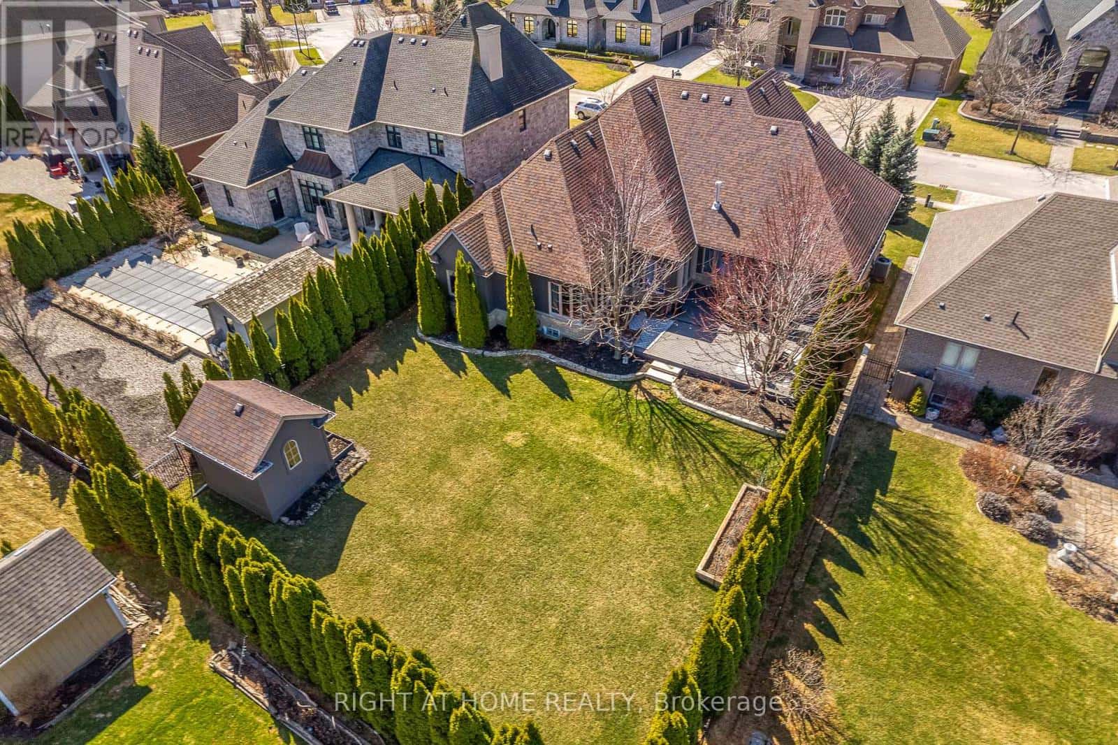 7 SANDALWOOD CRESCENT — Niagara-on-the-Lake (St. Davids), Ontario - Photo 4 of 50