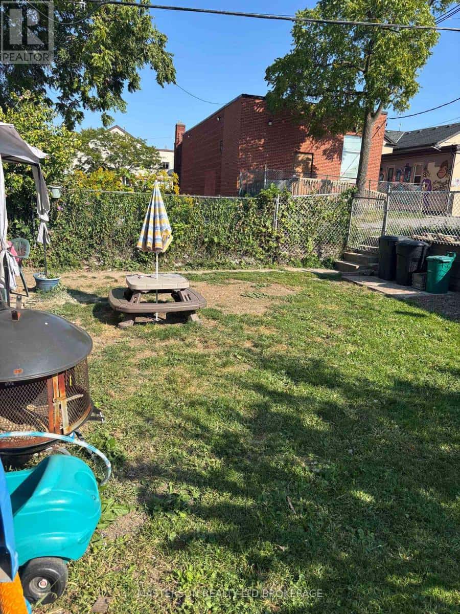 St. Catharines (Oakdale), Ontario — St. Catharines (Oakdale), Ontario - Photo 5 of 25