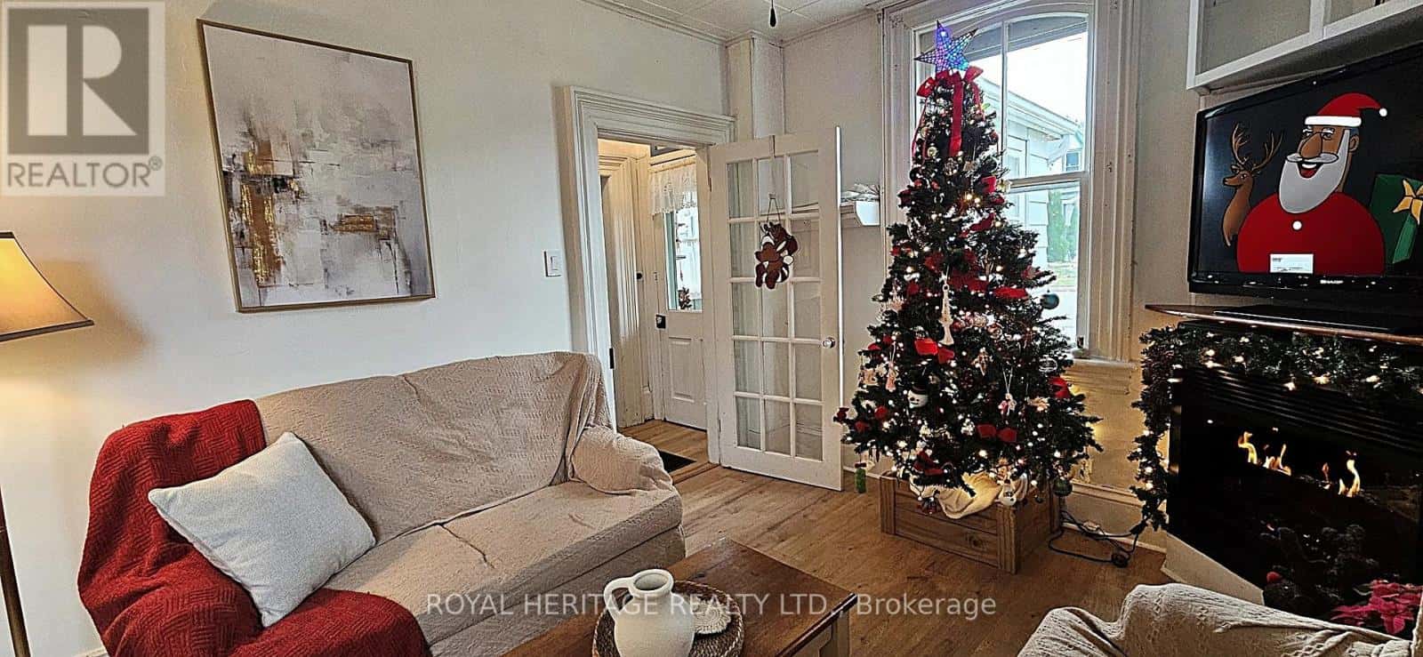 115 ELGIN STREET — Clarington (Bowmanville), Ontario - Photo 4 of 35