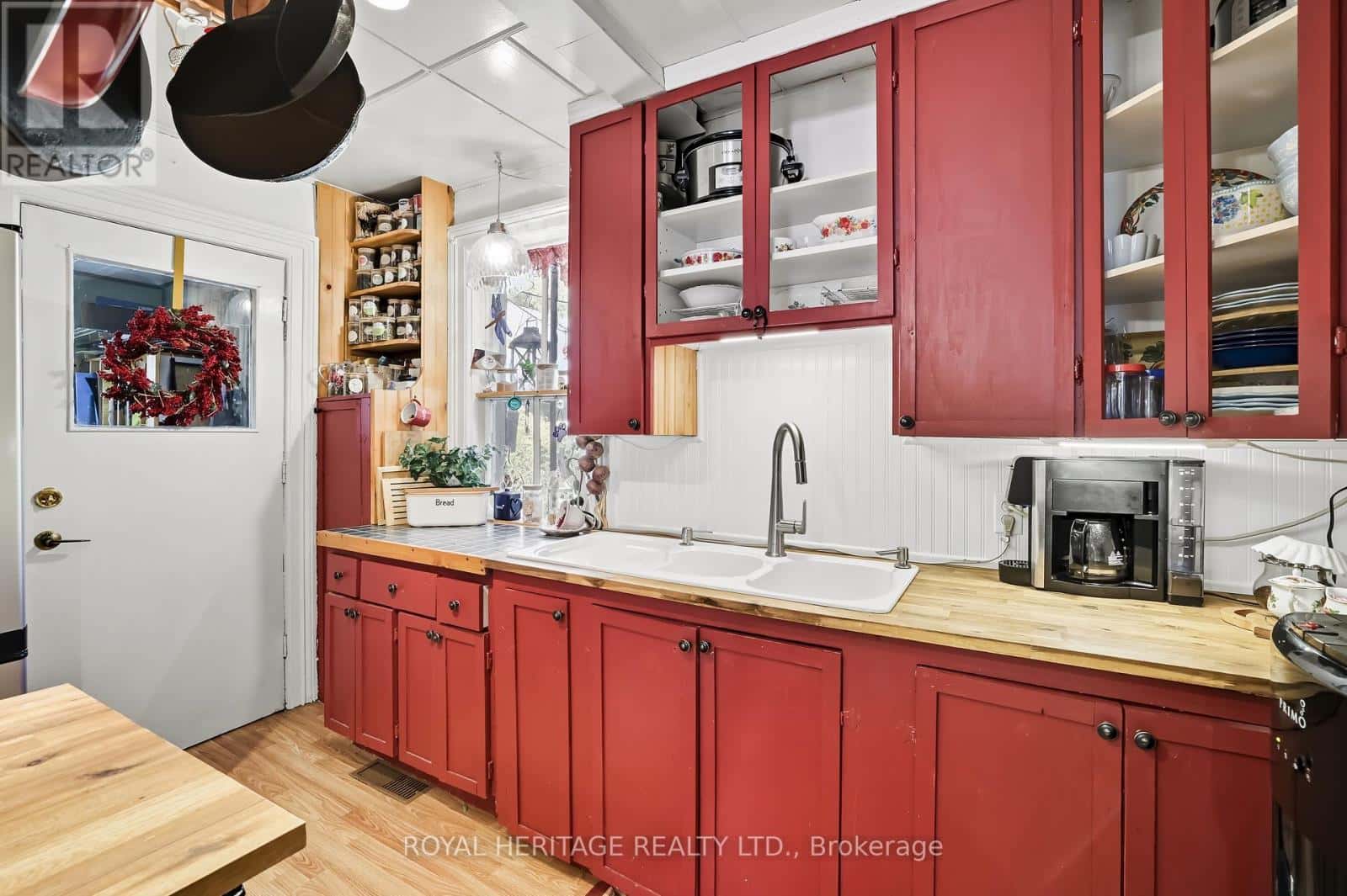 115 ELGIN STREET — Clarington (Bowmanville), Ontario - Photo 3 of 35