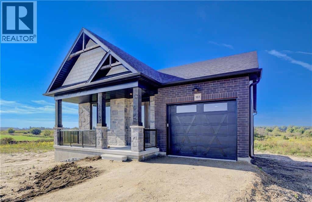 117 THACKERAY WAY — Harriston, Ontario - Photo 2 of 41