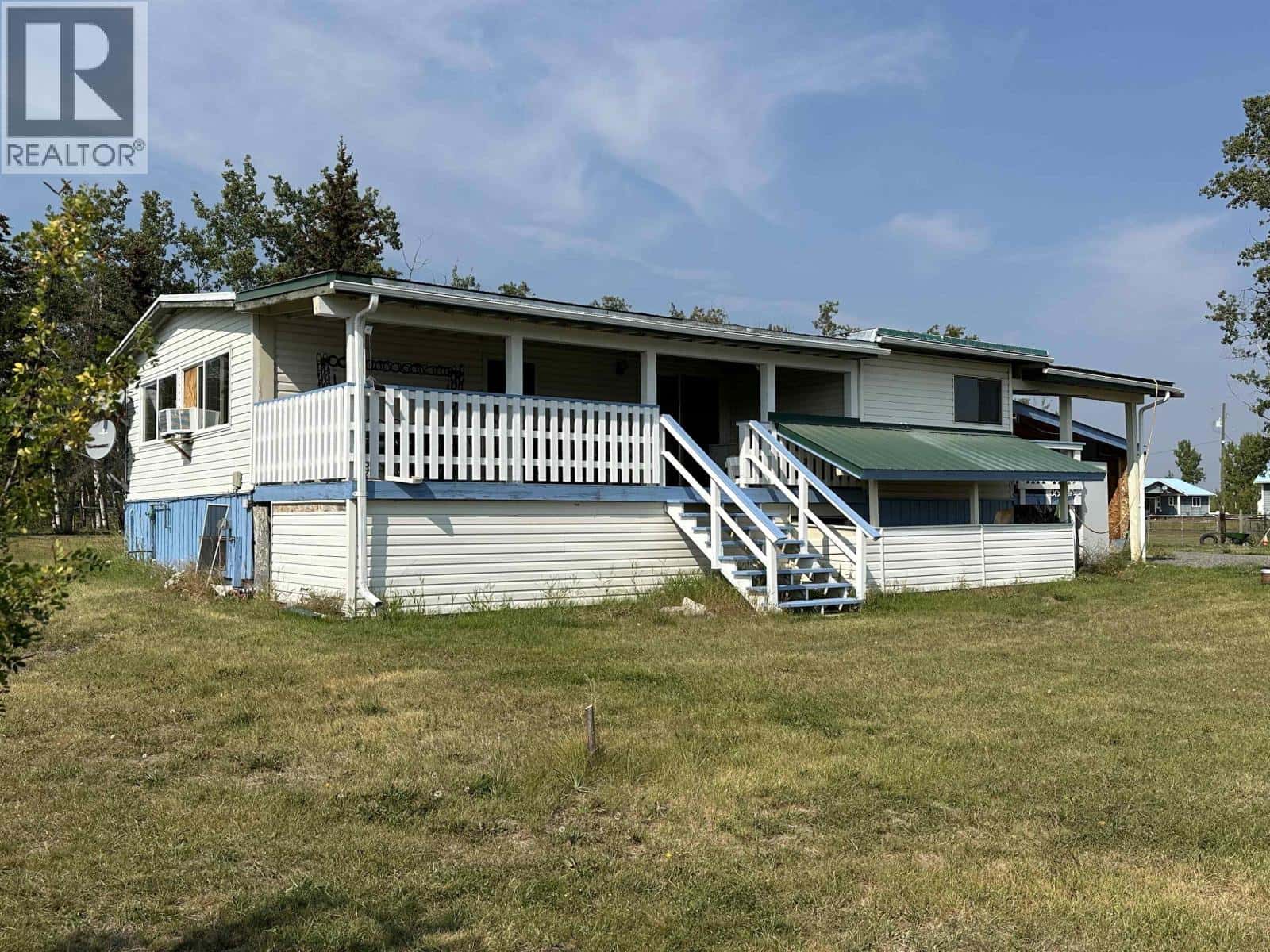 1740 S CARIBOO 97 HIGHWAY — 70 Mile House, British Columbia - Photo 3 of 24