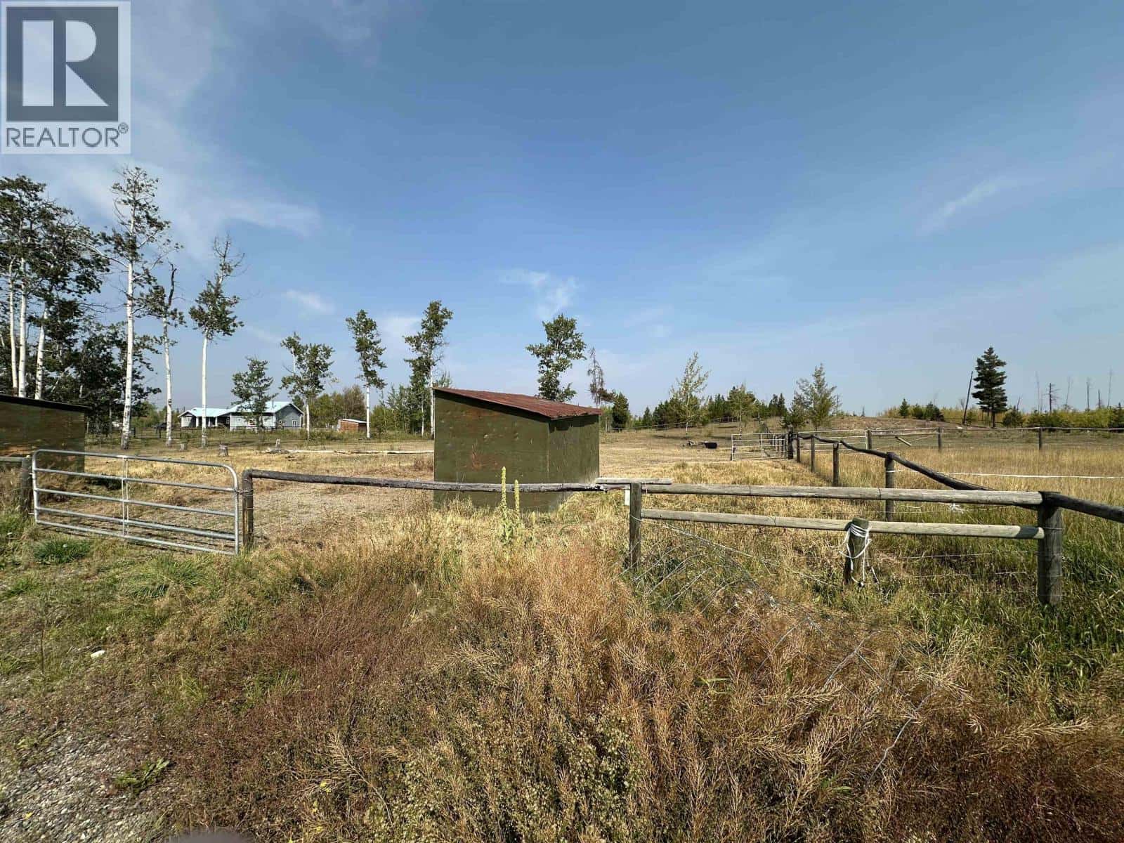 1740 S CARIBOO 97 HIGHWAY — 70 Mile House, British Columbia - Photo 5 of 24